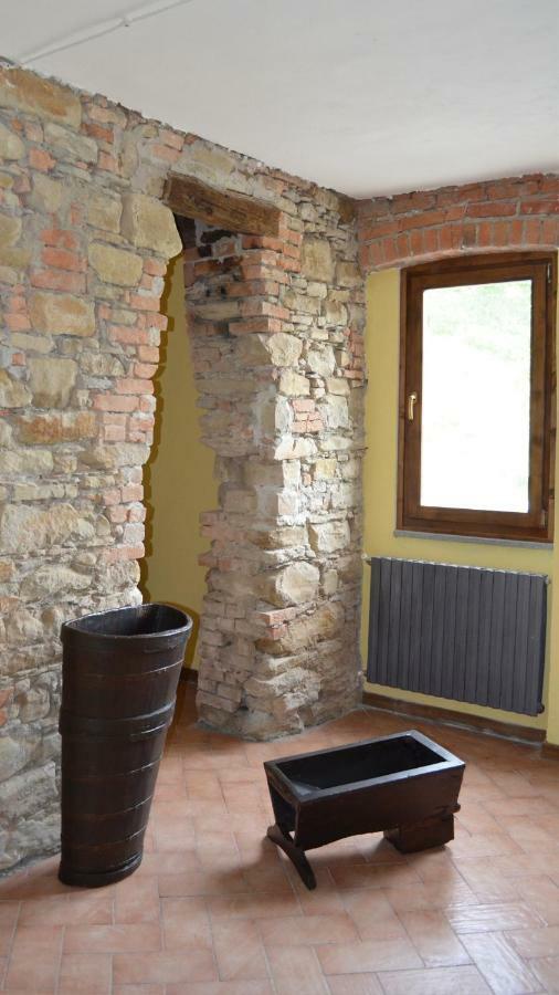Agriturismo "Veritas" Bed & Wine Casaleggio Boiro Zewnętrze zdjęcie